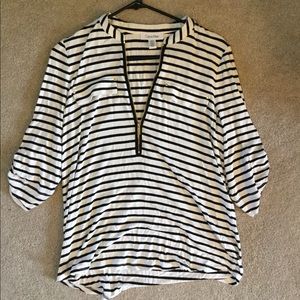 NEW Calvin Klein quarter sleeve